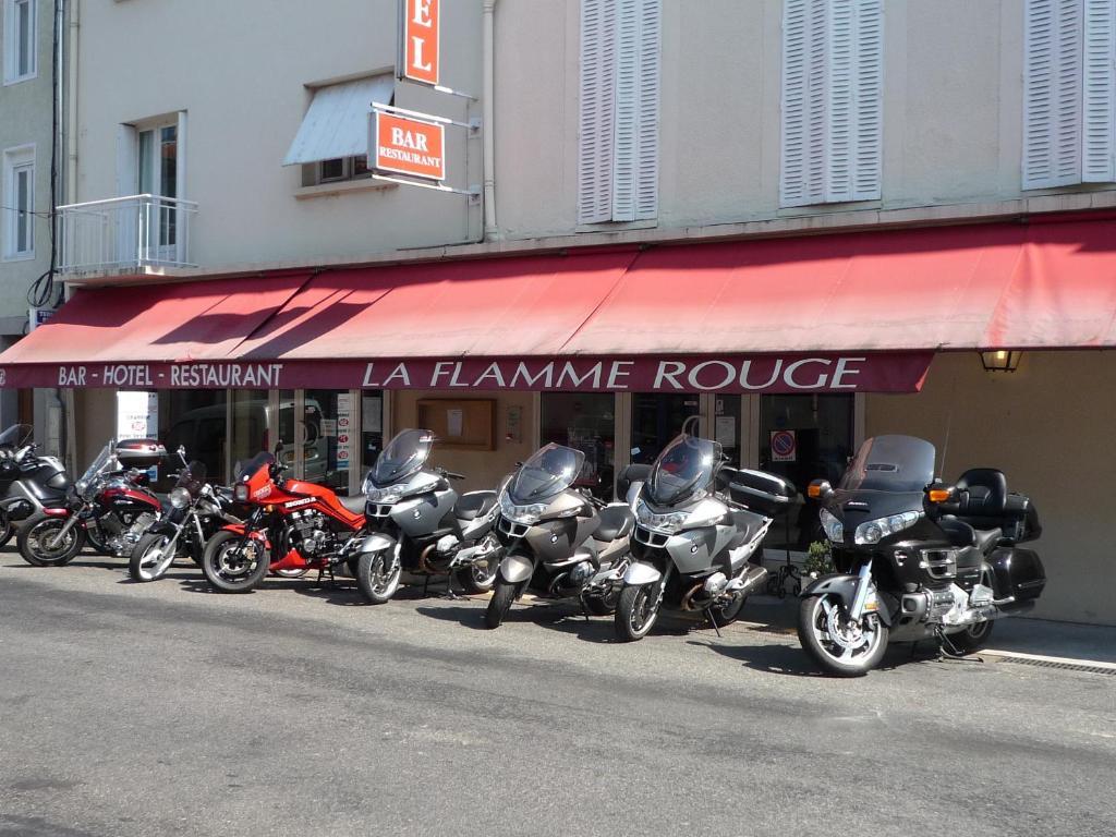 Hotel La Flamme Rouge Сен-Жирон Экстерьер фото